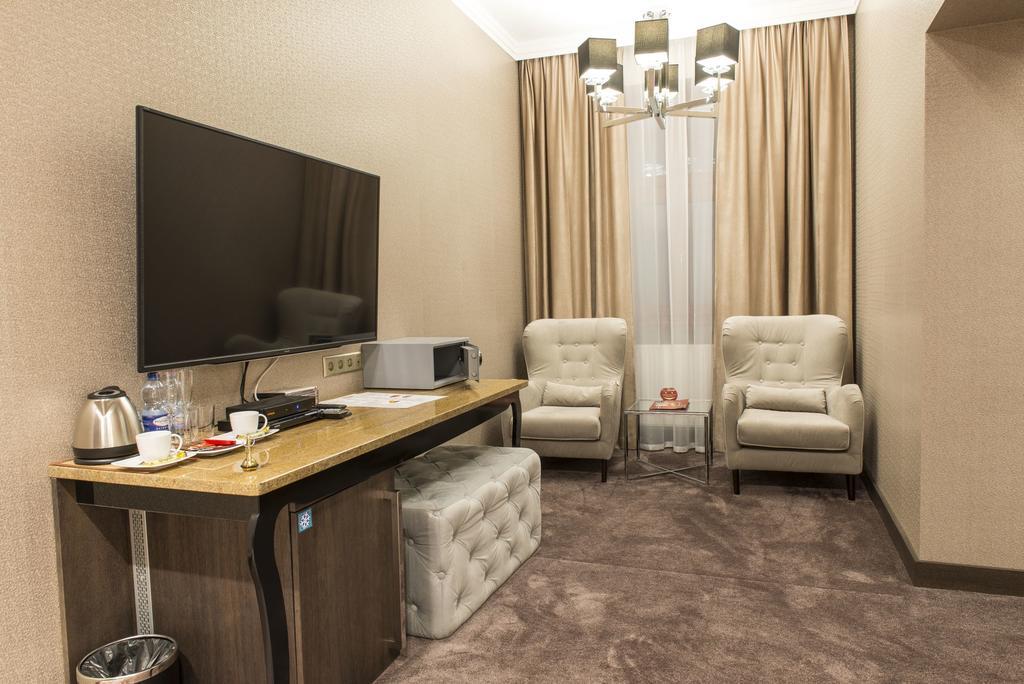Kaliszki Hotel Europa מראה חיצוני תמונה