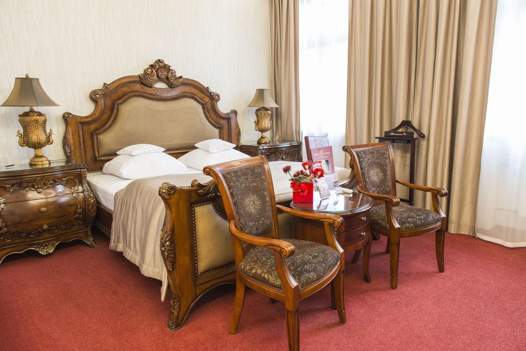 Kaliszki Hotel Europa מראה חיצוני תמונה