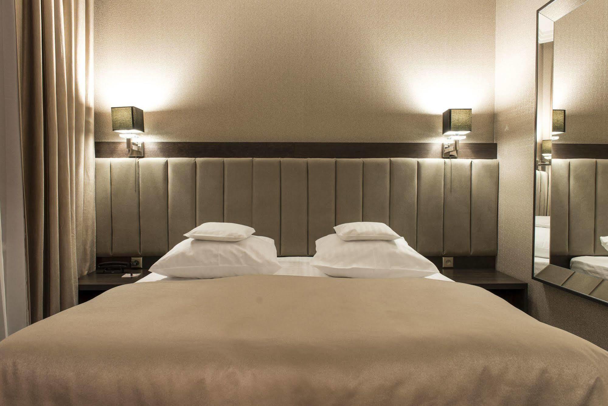 Kaliszki Hotel Europa מראה חיצוני תמונה